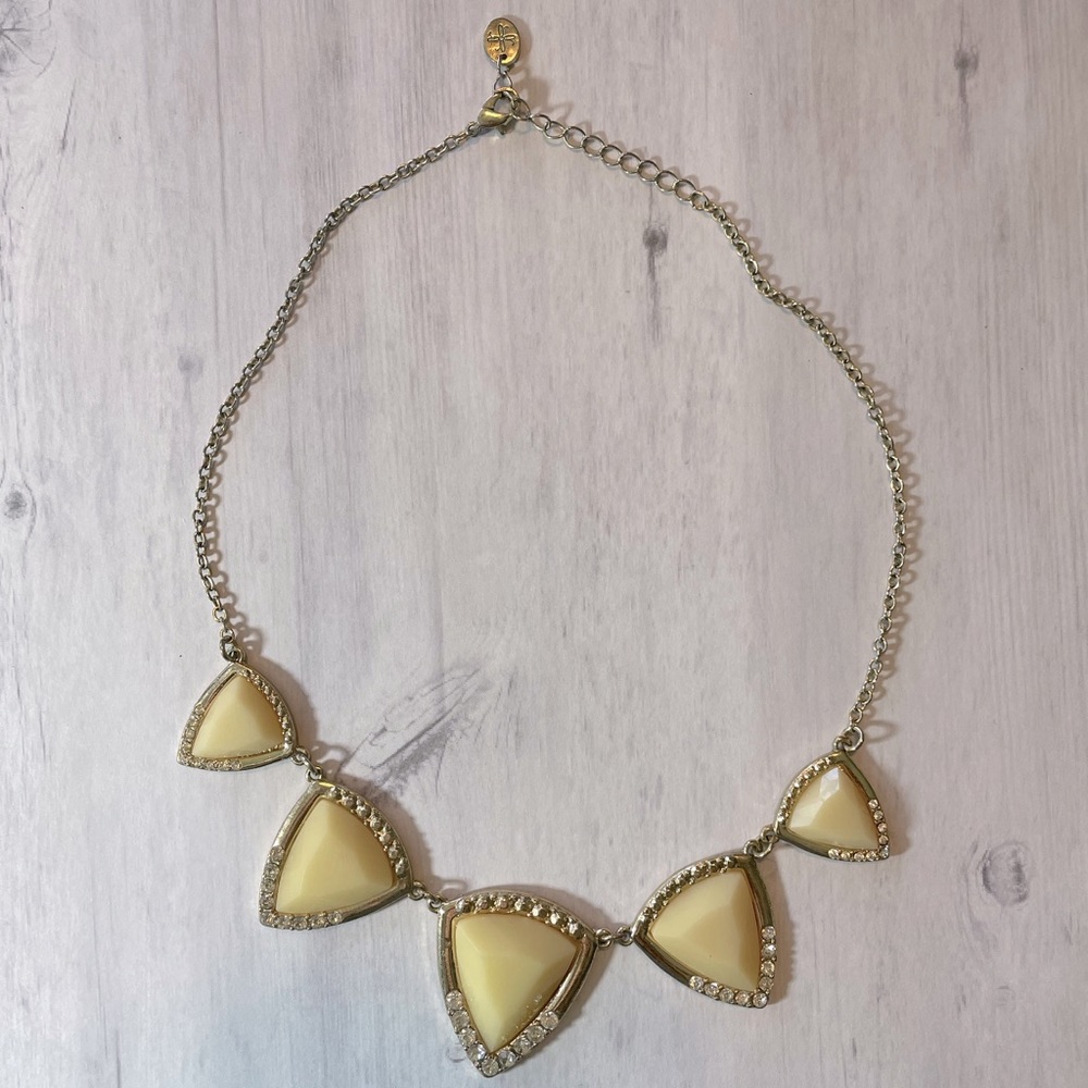 3/$20 Simply Vera Vera Wang Gold Tone Necklace
